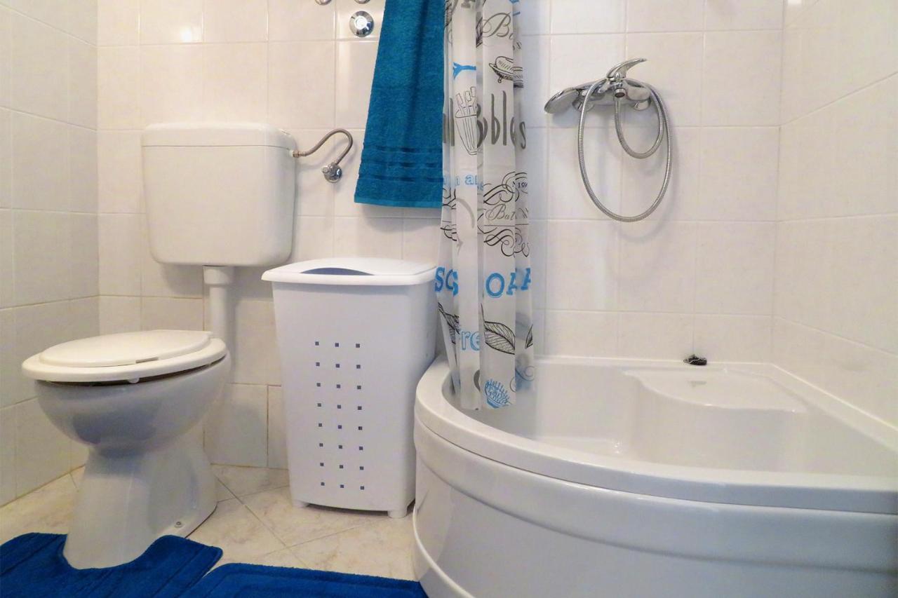 Holiday Apartment For Families And Couples In Pula, Stinjan Exterior foto